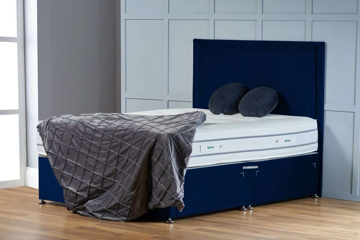 Francisco Divan Bed - Restium
