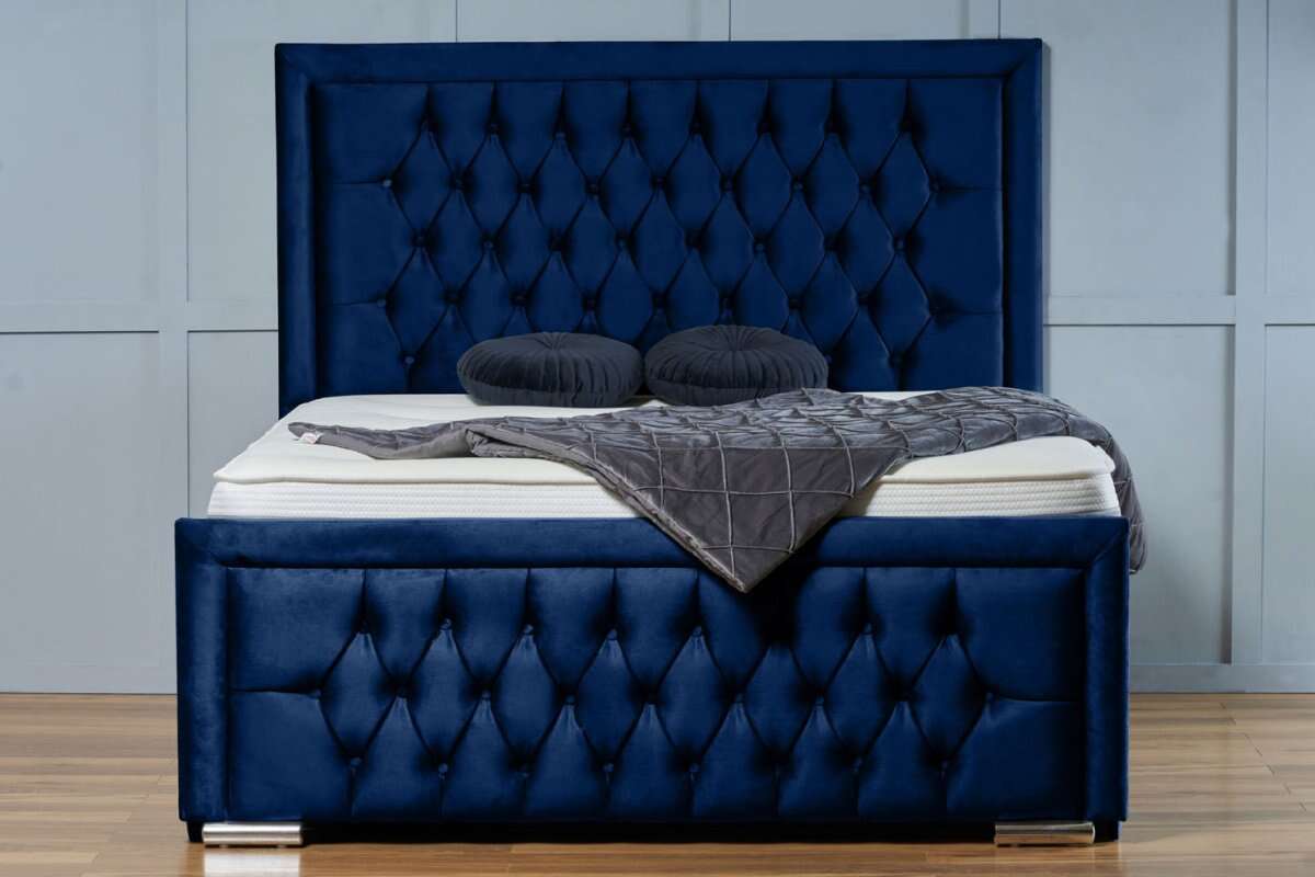 Hilton Upholstered Bed - Restium