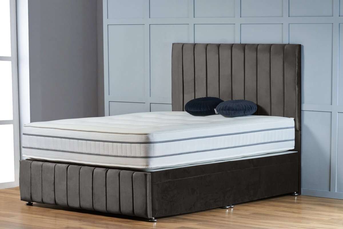 Lisbon Ottoman Bed With Footboard - Restium