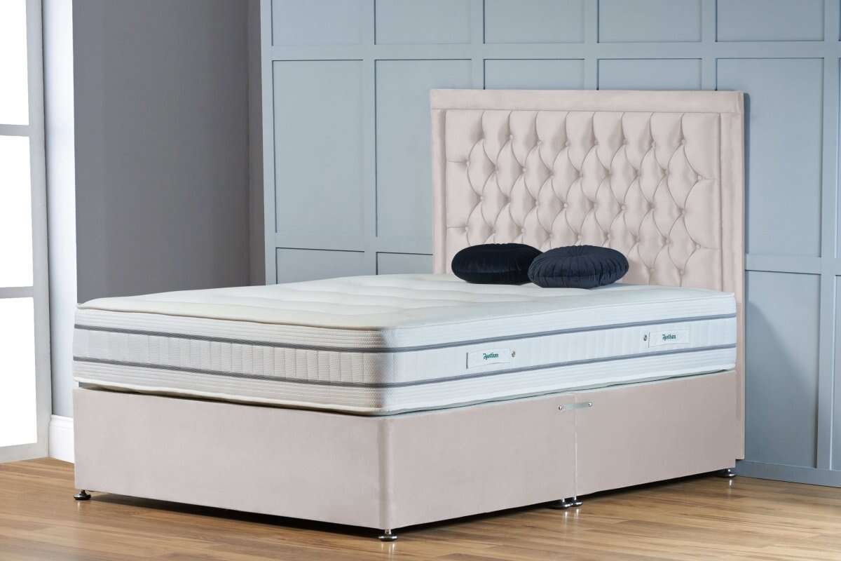 Selma Divan Bed - Restium