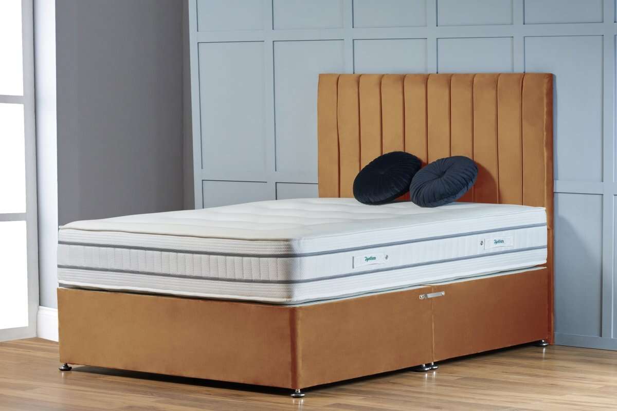 Selma Divan Bed - Restium