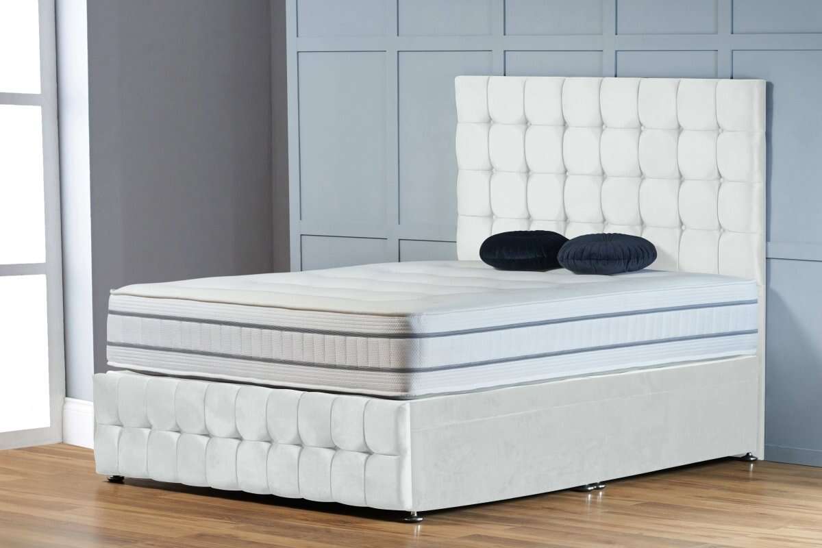 Victoria Ottoman Bed With Footboard - Restium